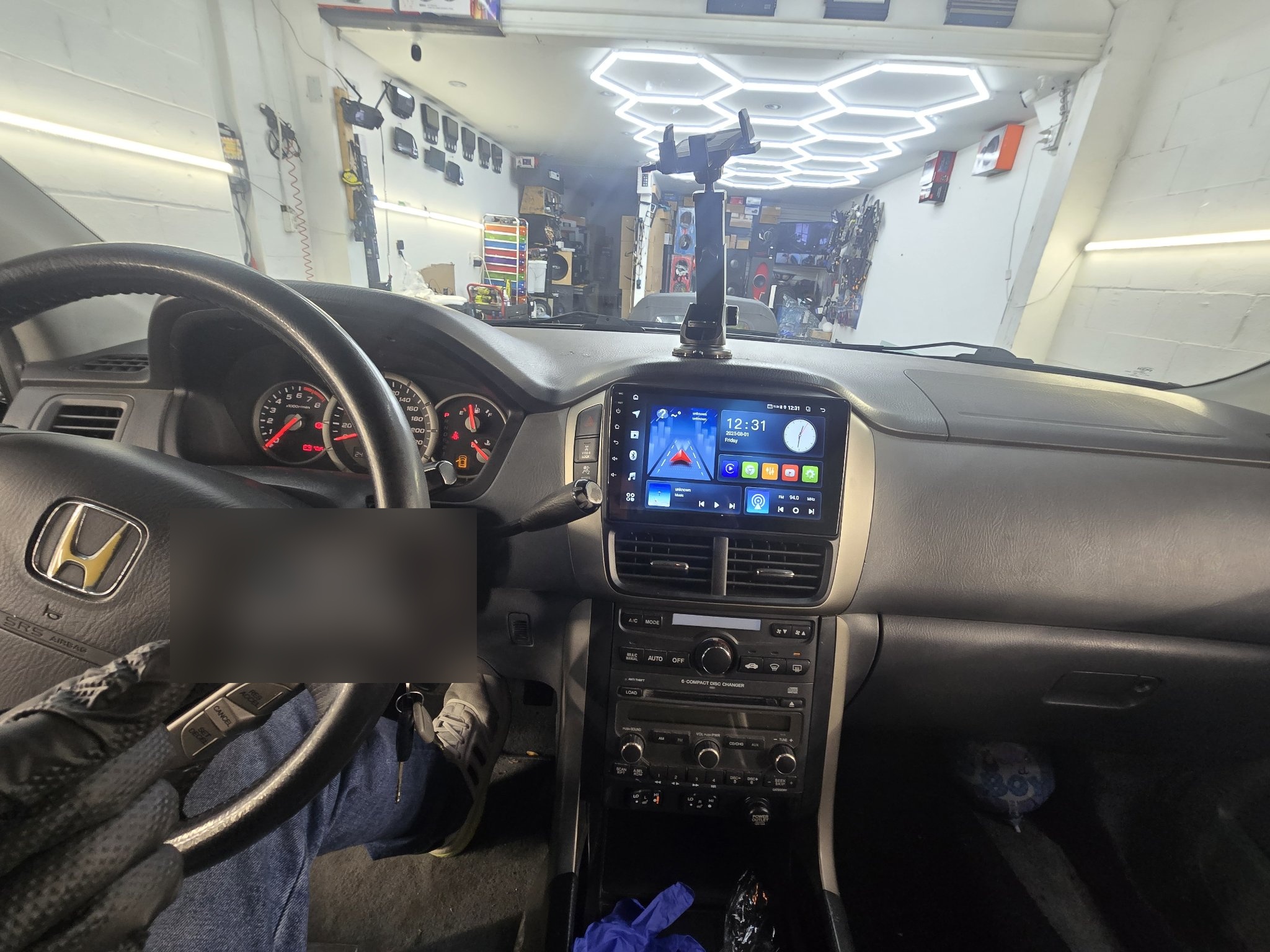 2004 Honda Pilot dashboard with a new touchscreen head unit