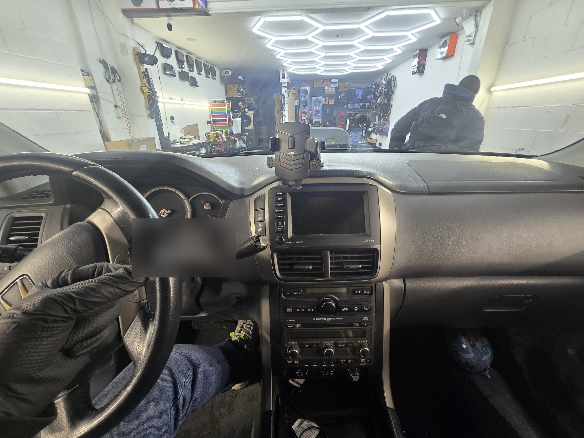 2004 Honda Pilot dashboard with the original stock radio