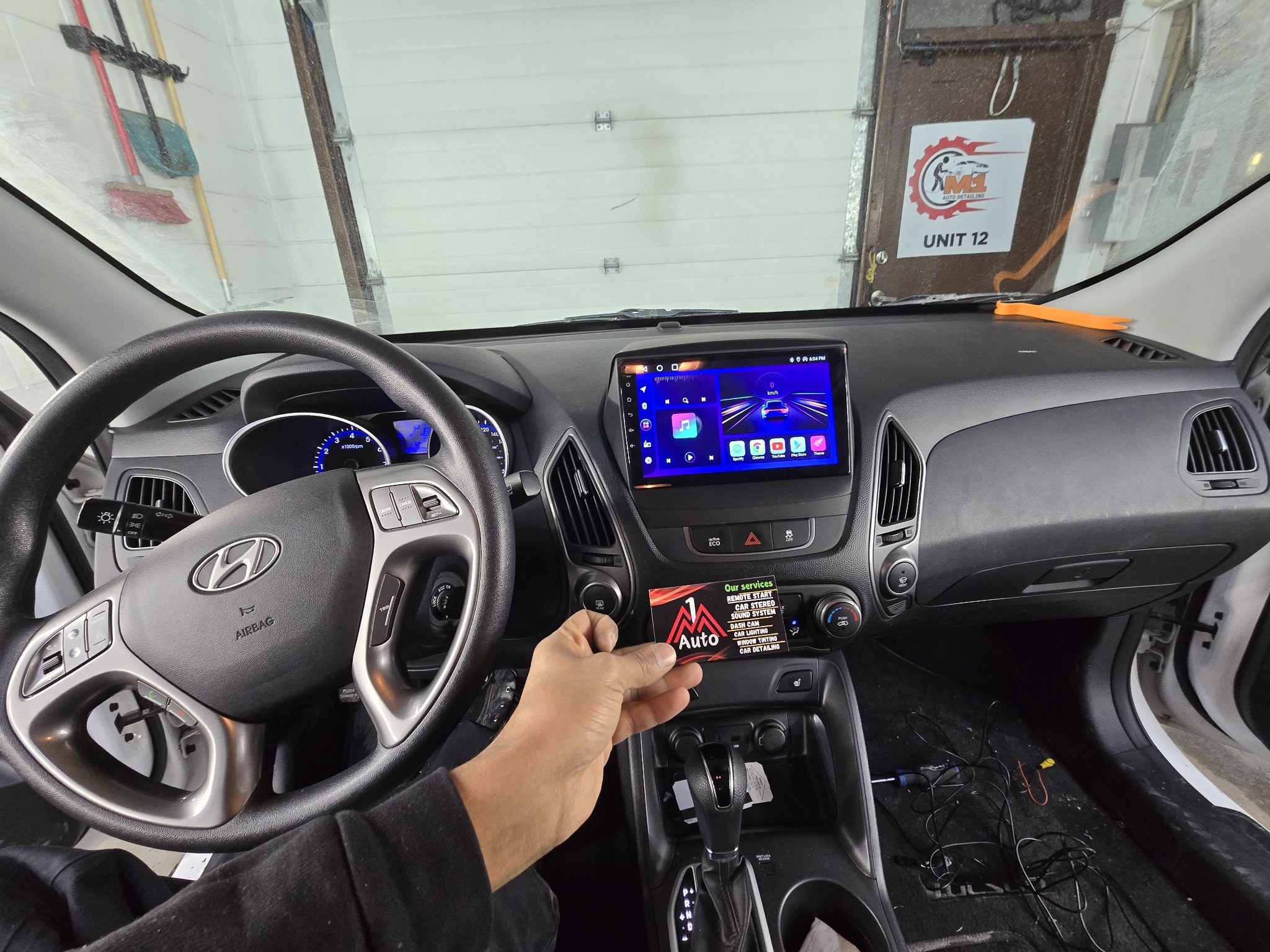 2014 Hyundai Tucson dashboard with a new touchscreen head unit
